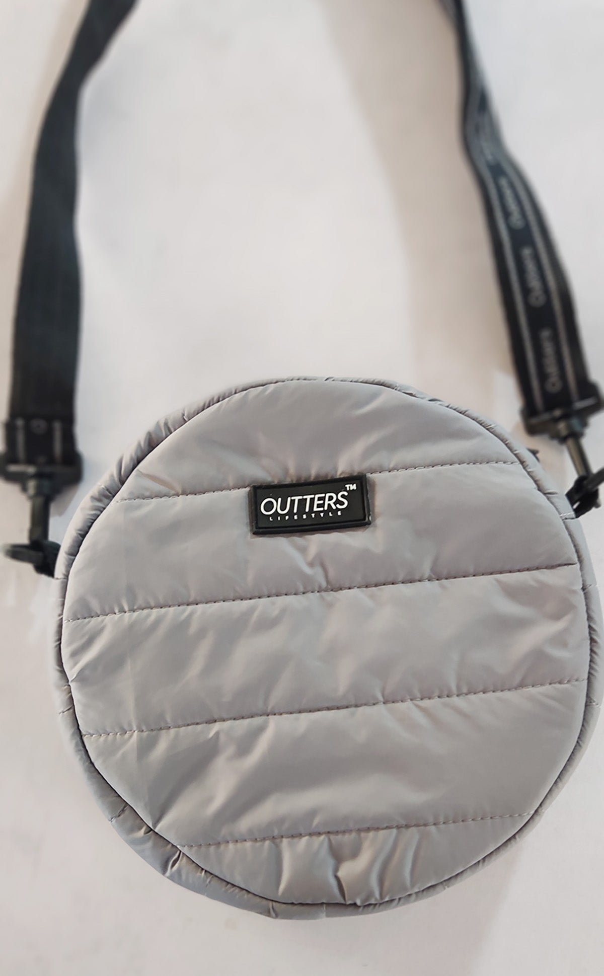 Outters Crossbody round puffer Bag unisex one size