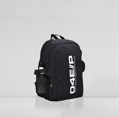 حقيبة ظهر واحدة من Outters، وحقيبة كمبيوتر محمول، وحقيبة مدرسية، وحقيبة كتف للسفر، وحقيبة ظهر مميزة 